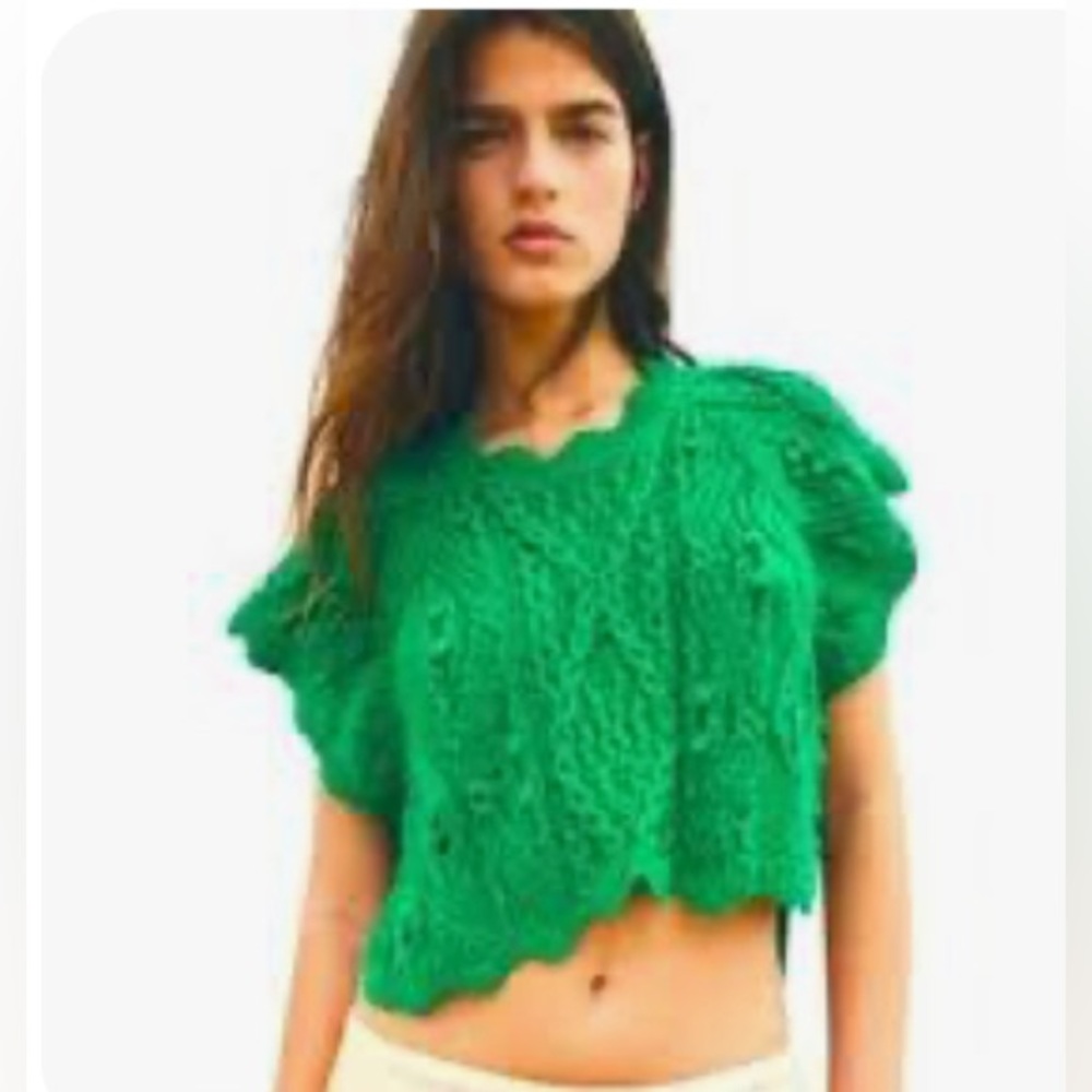 Zara Bright Green Cropped Cable Knit Sweater